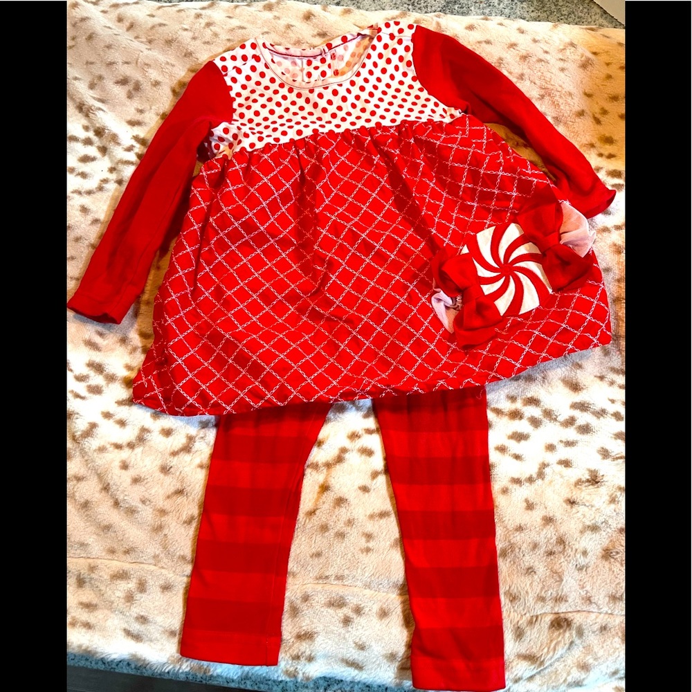 Ricrac & Ruffles Christmas Tunic set
Size 2T